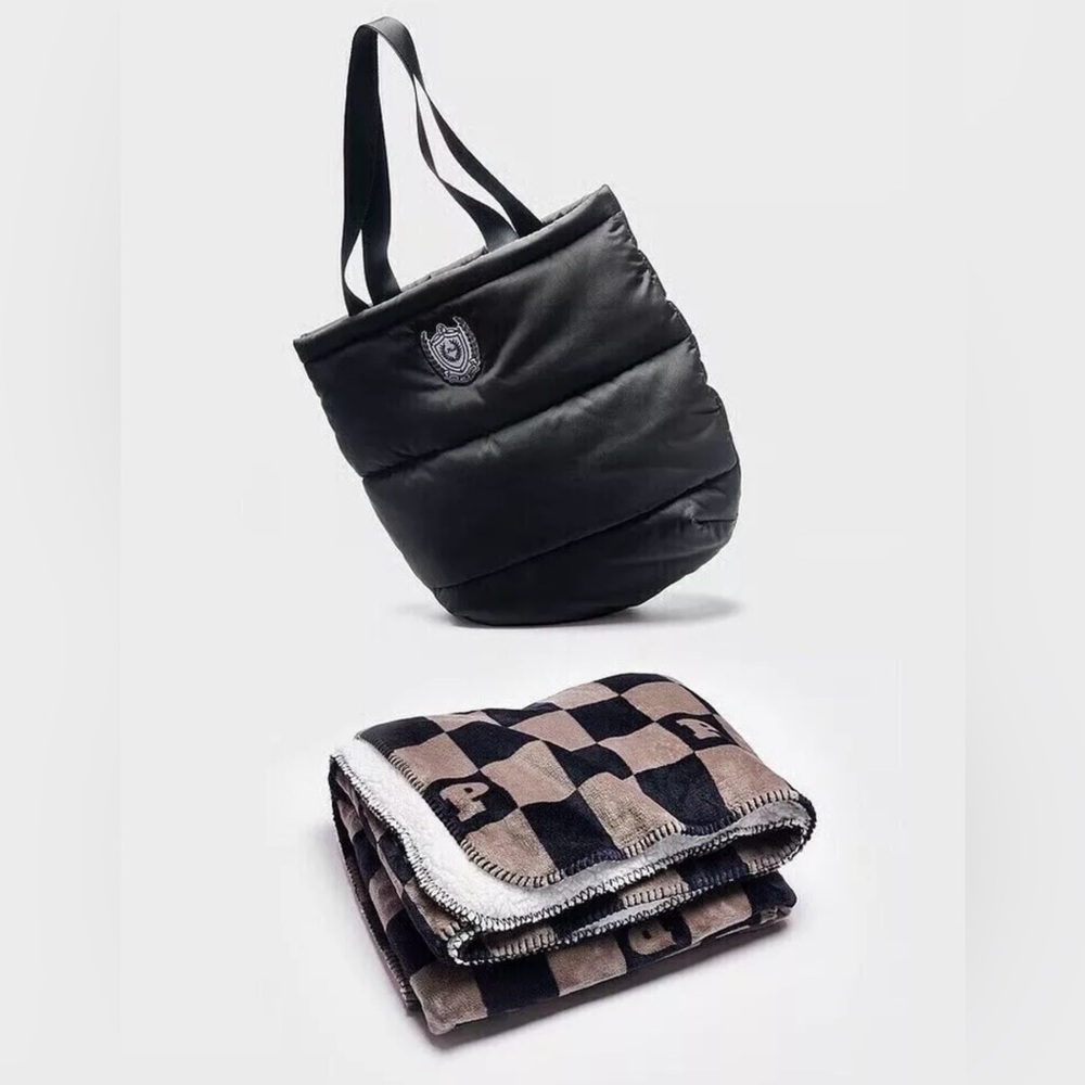 VS Pink blanket and tote